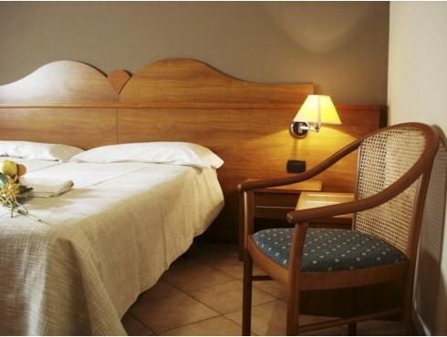 Hotel Trattoria Contini Sorbolo Szoba fotó